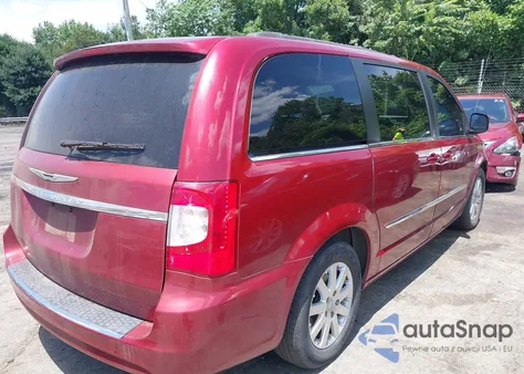 2013 Chrysler Town & Country Touring z USA, uszkodzony, nr VIN 2C4RC1BG0DR793231